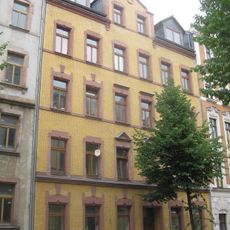 Mietshaus in geschlossener Bebauung Zietenstraße 61