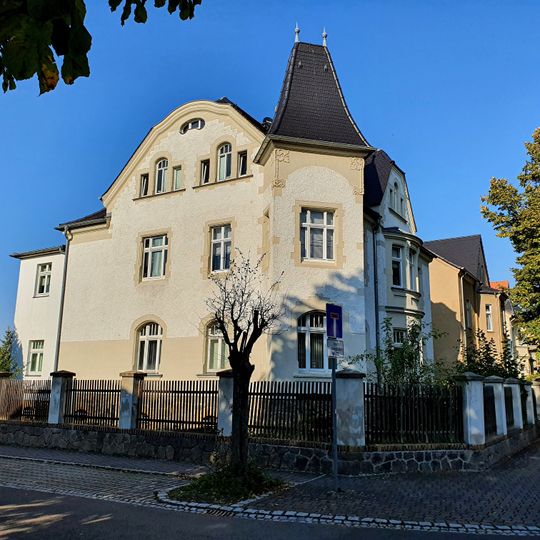 Lindenstraße 10
