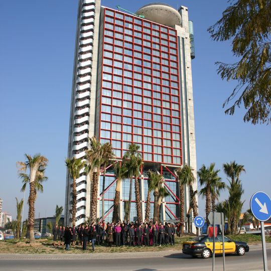 Hotel Hesperia Tower