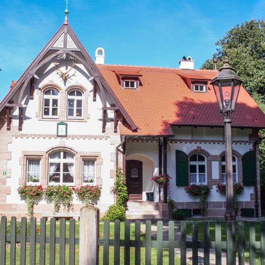 Gräfliches Forsthaus in Dürrenhembach