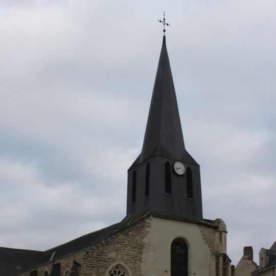 Église Saint-Pierre de Doué-la-Fontaine
