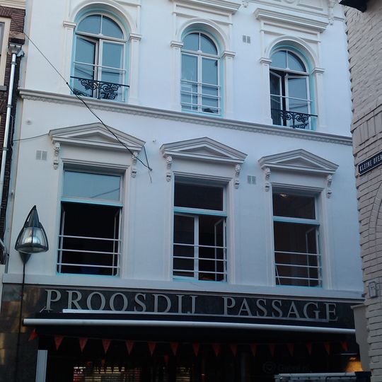 Huis met rijk uitgemonsterde en