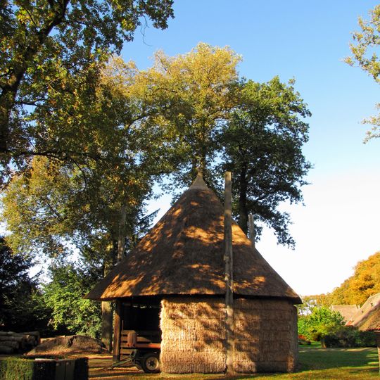 Den Aalhorst: Boerderijcomplex De Hof: kapberg