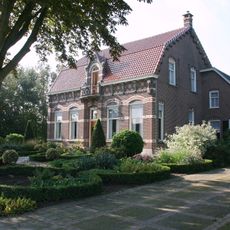 Grinsel 84-86, Den Dungen