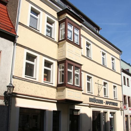 Wohnhaus in geschlossener Bebauung