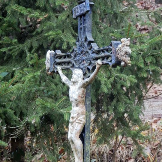 Gusseisenkreuz in der Hirschbachgasse