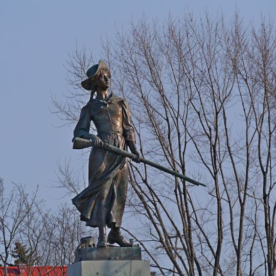 Madeleine de Verchères Monument
