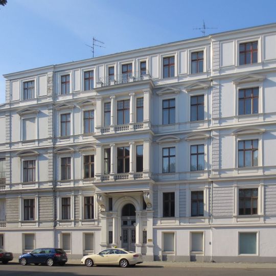 Mietshaus Kurmärkische Straße 11 & 13 Zietenstraße 1