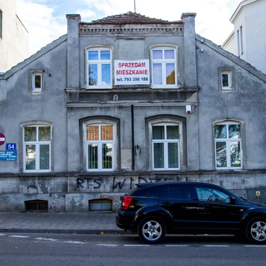 Braterstwa Narodów 54