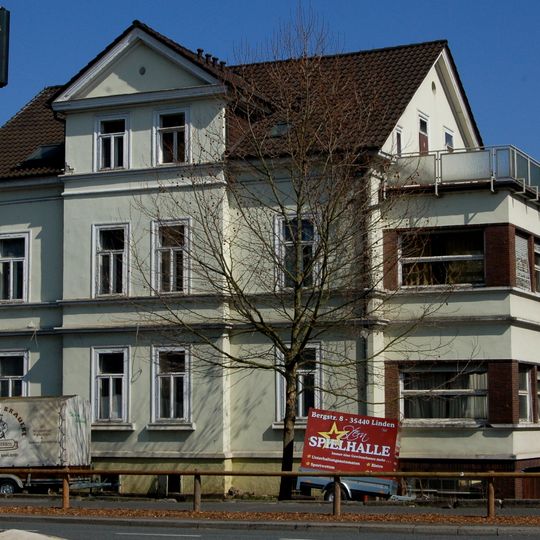 Haus Westanlage 36