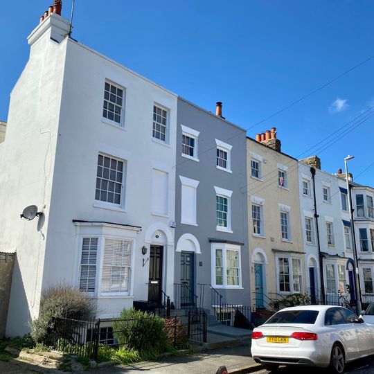 14-19, Princes Crecent