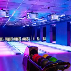 Bowl Pub