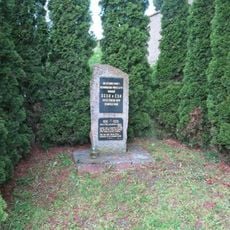 Pomník osvobození v Chotiměři