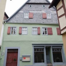 Wohn- und Geschäftshaus