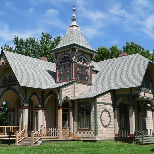 Hanson-Downing House