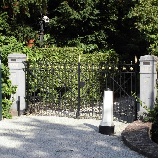 Groenevecht: Toegangshekken