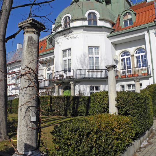 Wohn- und Ateliergebäude Malerakademie Delug