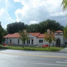House at 100 West Davis Boulevard