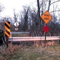 Powers Highway-Battle Creek Bridge