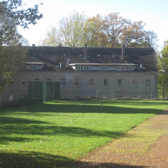 Freistehendes Wohnhaus, ehemals Gemeindeverwaltung, ursprünglich Wohnstallhaus des Freigutes Chemnitztalstraße 186