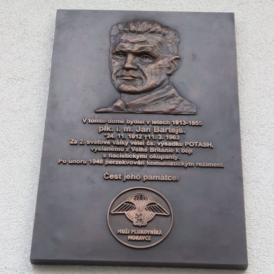 Pamětní deska Jana Bartejse