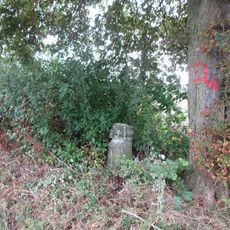 Kříž nad Všeruby u silnice - první od Plzně