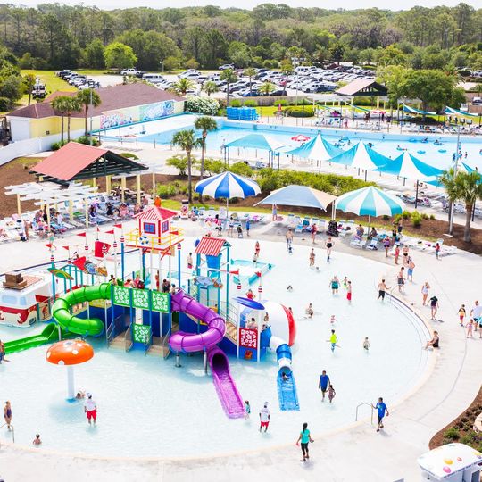 Summer Waves Waterpark