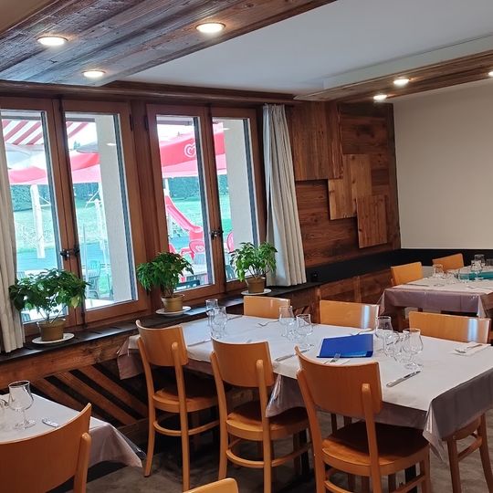 Café-Restaurant des Cluds