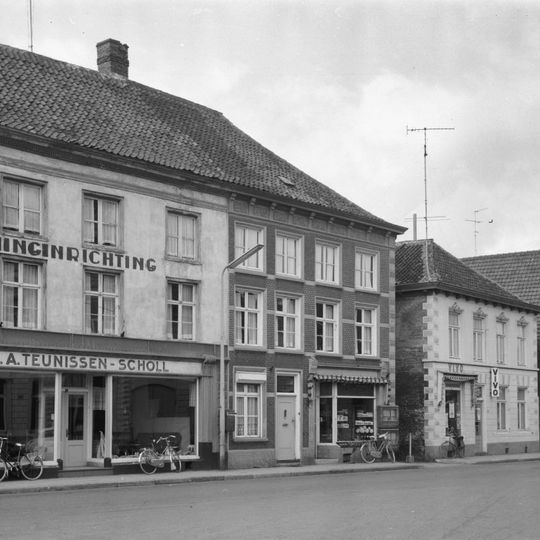 Oelemarkt 11, Weert