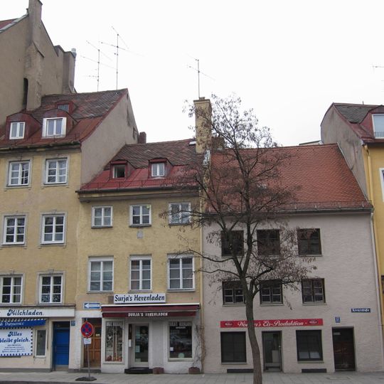 Kreuzstraße 27