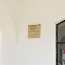 Pamětní deska Václava Pantaleona Kirwitzera na domě Mírové náměstí 184 v Kadani