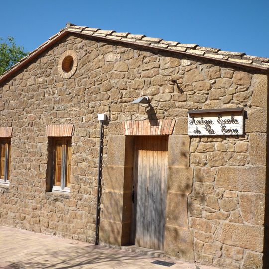 Escola de la Torre de Rialb