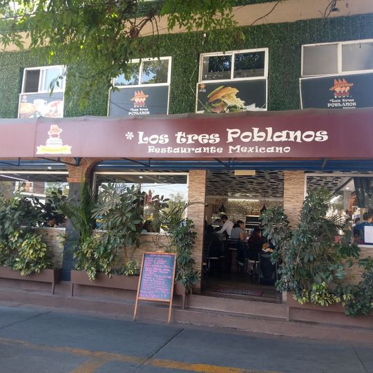 Los 3 poblanos