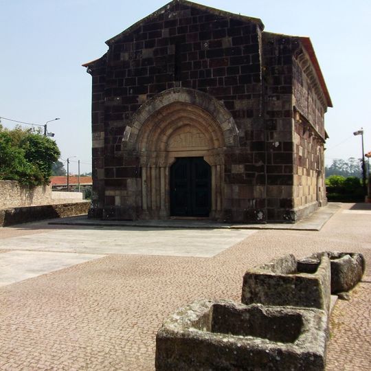 Igreja de São Cristóvão de Rio Mau