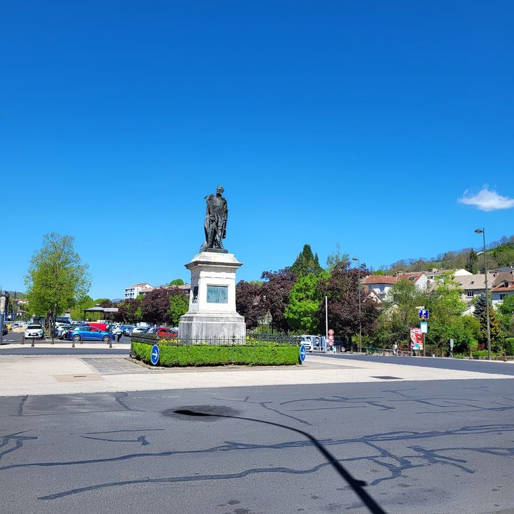 Statue du Général Delzons