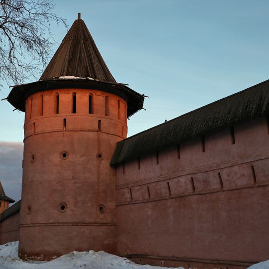 Западная башня северной стены