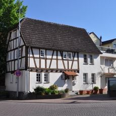 Giebelständiges, barockes Wohnhaus eines Zweiseithofe
