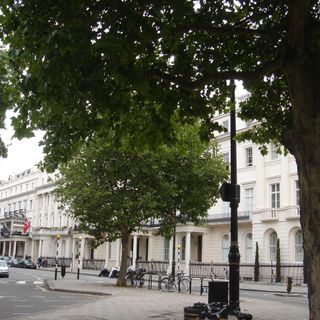 38–48 Belgrave Square