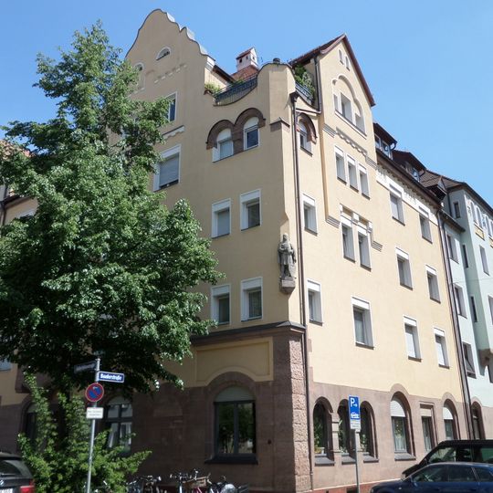 Mietshaus in Ecklage