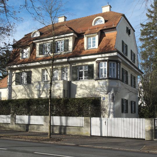 Maria-Eich-Straße 18