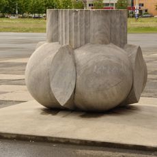 Aufbrechende florale Form