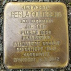 Stolperstein en memoria de Perla Goldberg