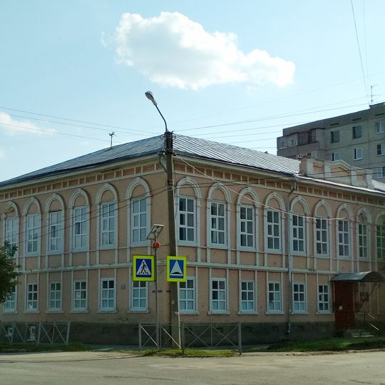 Здание гимназии