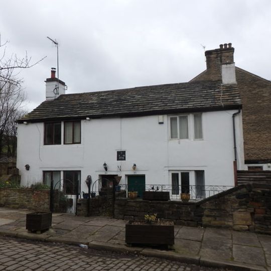 23 And 25, Syke Road