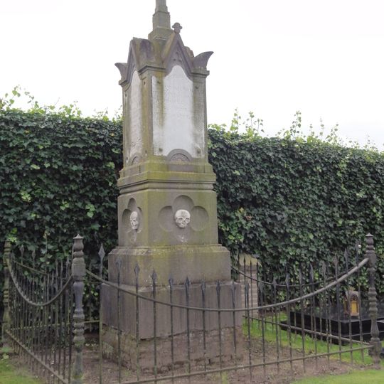 Grafmonument van familie Sengers