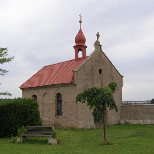 Kaple na hřbitově v Sukoradech