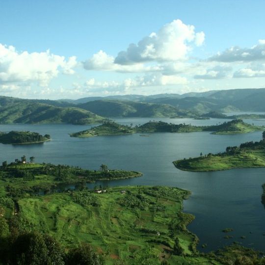 Lago Bunyonyi