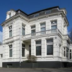 Dubbele eclectische villa