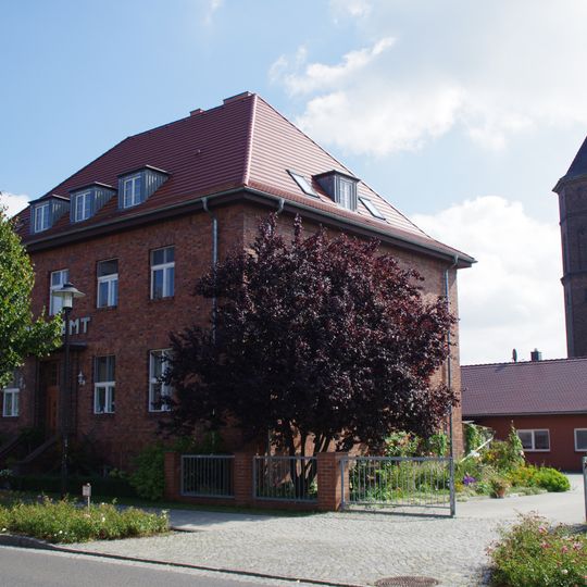 Postamt, Poststraße 8