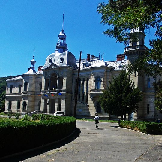 Palatul Ghika-Comănești